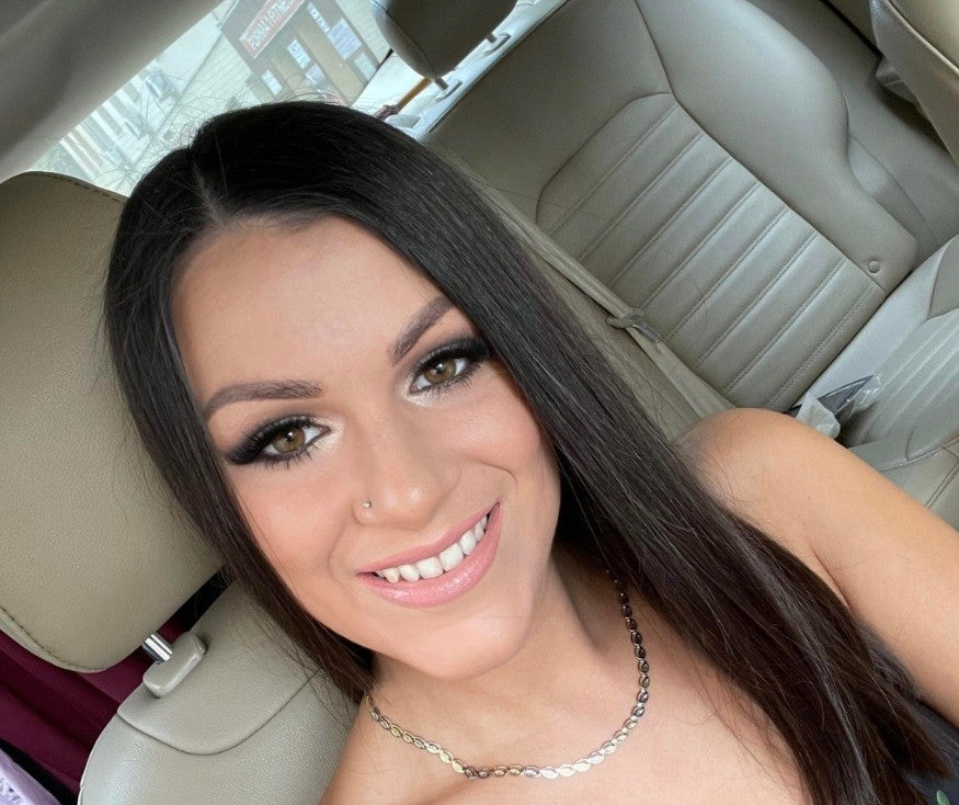 <em><strong>Sara J.</strong></em>